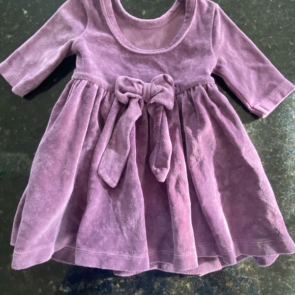 RUFFLEBUTTS VINTAGE VIOLET VELOUR 3/4 SLEEVE TWIRL DRESS - Picture 6 of 6